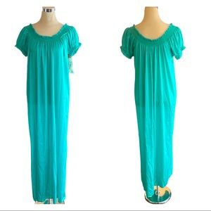 Vintage 1980s Miss Elaine Nylon Nightgown NWT